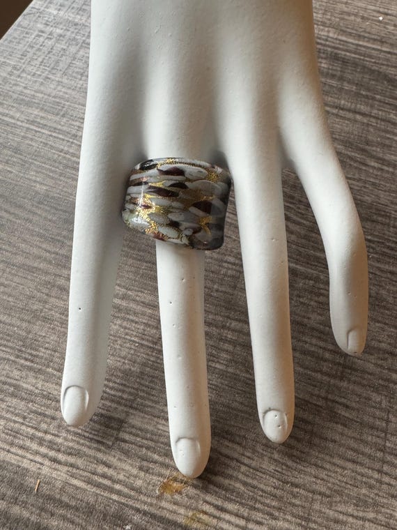 Murano Glass LampWork Ring - Size 7