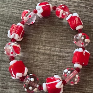Christmas Present Bracelet | Lampwork Present Bracelet
