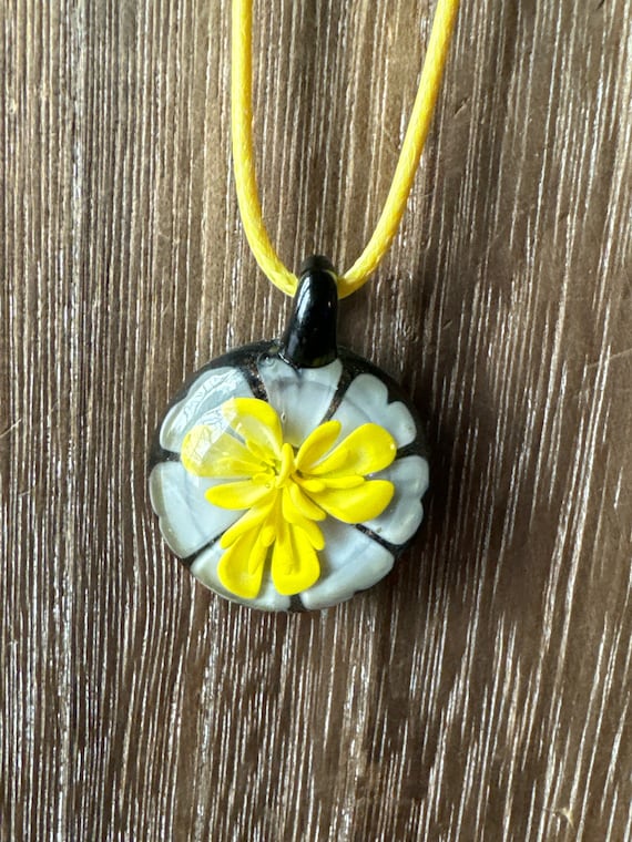 Yellow Flower Pendant | Flower Pendant Necklace