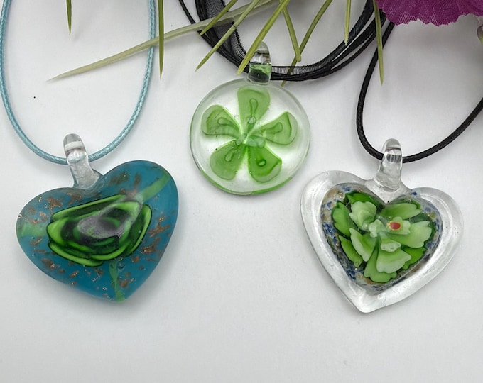 Green Flower Pendant Necklace | Lampwork Glass Flower Pendant | Flower Heart Pendant Necklace