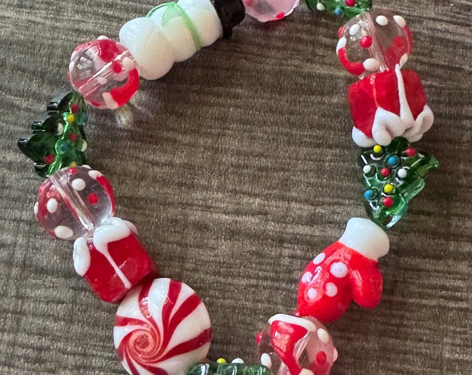 Christmas Lampwork Bracelet | Lampwork Bracelet