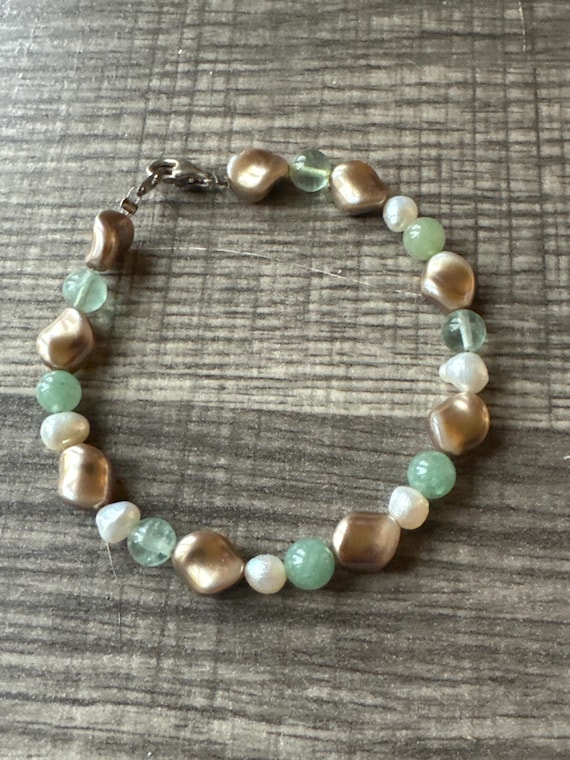 Pearl and Green Aventurine bracelet | gemstone Bracelet