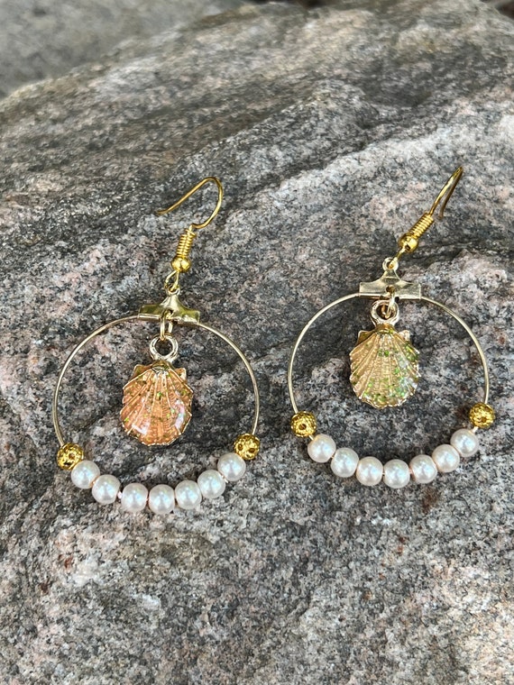 Shell & Pearl Bead Hoop Earrings