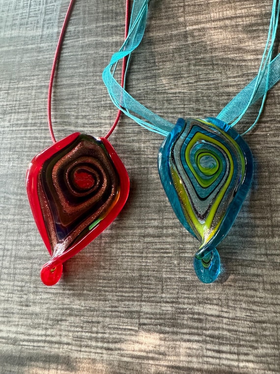 Murano Glass Leaf Pendant Necklace |  Leaf Pendant Necklace