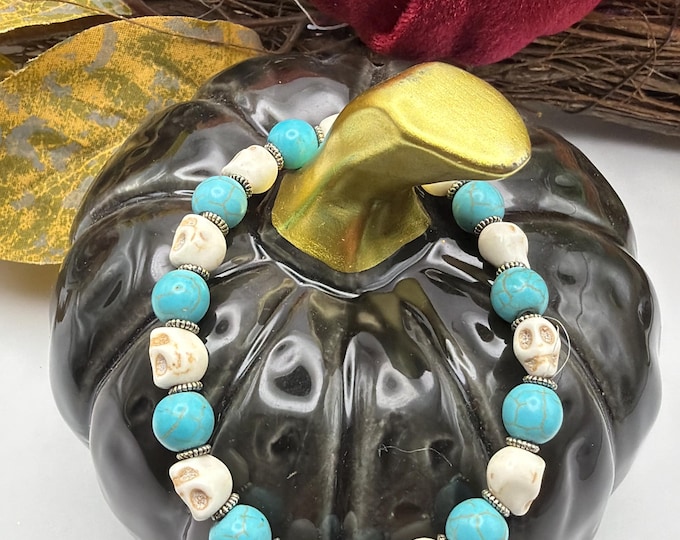 Howlite Skull Bead Bracelet | Halloween Bracelet | Skull Bracelet