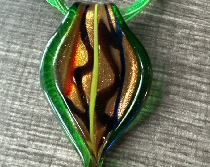 Green Leaf Murano Glass Pendant Necklace*