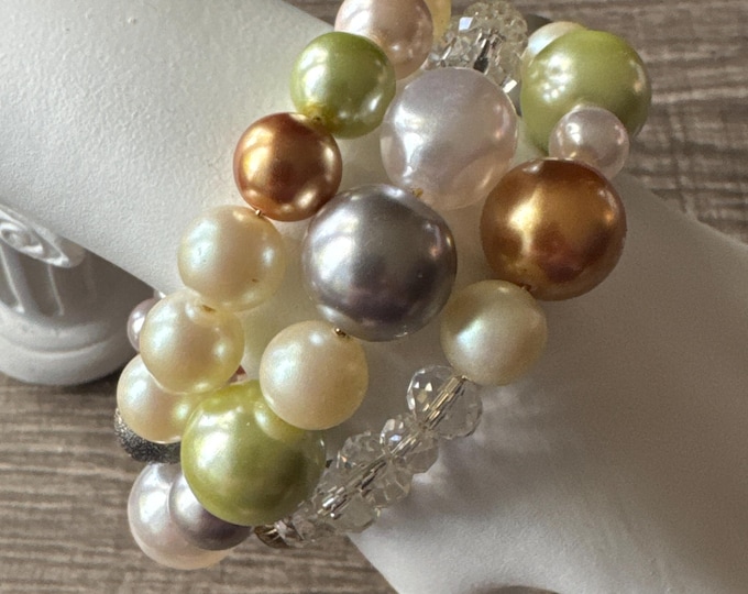 Vintage Pearl Bead | Memory Wire Bracelet | Crystal bracelet