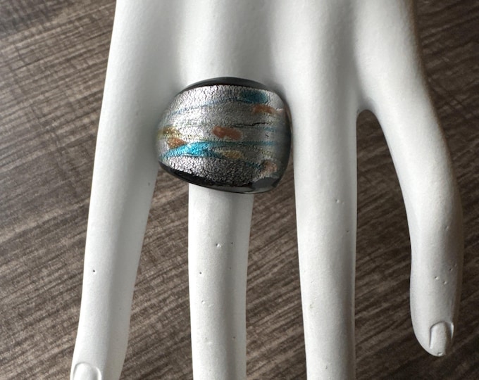 Murano Glass LampWork Ring - Size 7 3/4