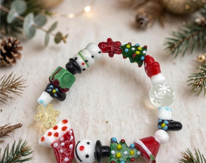 Christmas Stretch Bracelet – Lampwork Glass Snowman Tree Stocking Beads, Holiday Xmas Gift Jewelry