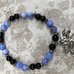 Blue Shell & Black Glass Bead Bracelet image 2