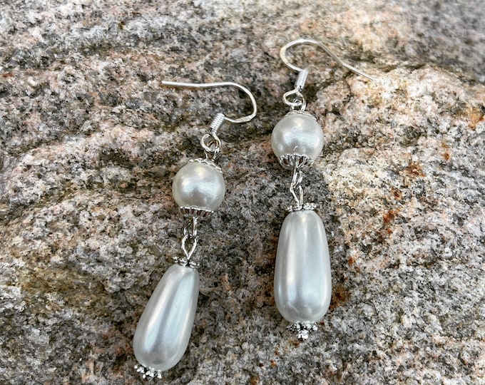 Tear Drop Pearl Earrings