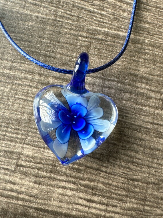 Lampwork pendant online