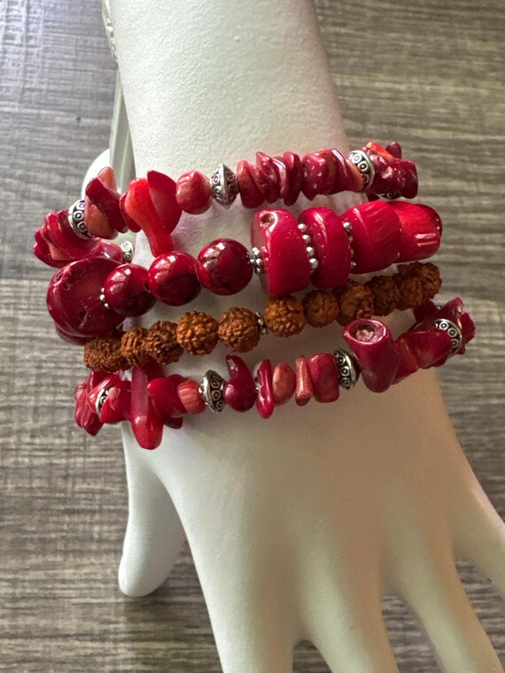 Red Coral & Dyed Quartz Bead Memory Wire Bracelet