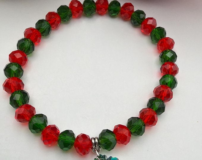 Snowflake Charm Bracelet | Holiday Bracelet