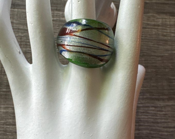 Green Murano Glass Ring - Size 7 1/2