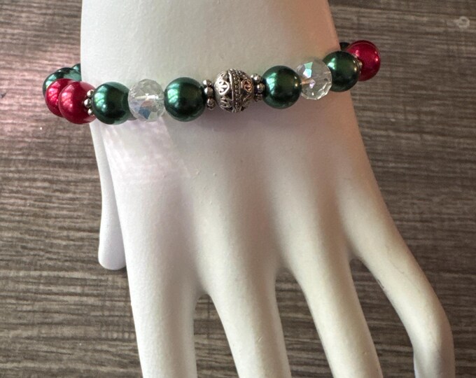 Red & Green Glass Pearl Beaded Bracelet