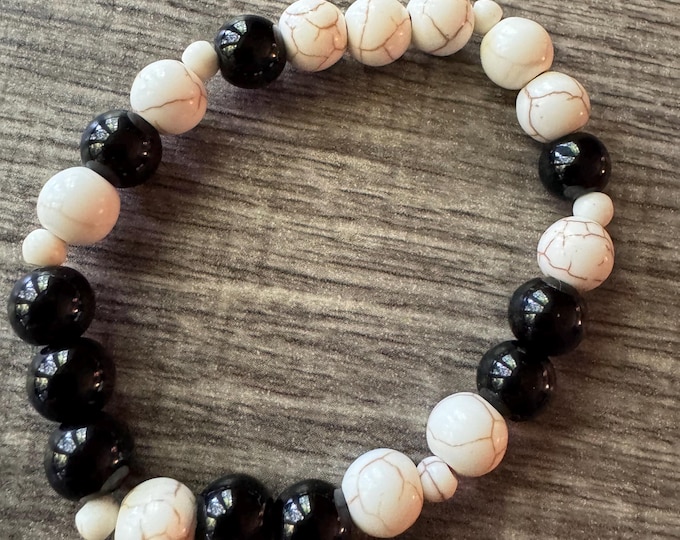 White Howlite and Black Agate bracelet | Stretch Bracelet | Beaded bracelet | Morse code - Support | Message in a Bracelet | Quote Bracelet