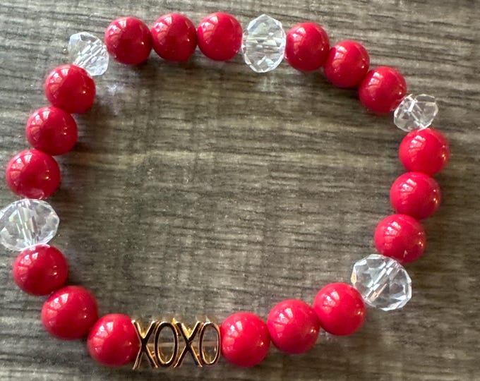 Red Coral Stretch Bracelet | Beaded Bracelet | XOXO Charm Bracelet