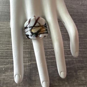 White Murano Glass LampWork Ring - Size 7