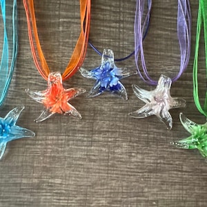 Leuchtende Blume Glas Seestern | Seestern Anhänger Halskette | Seestern Schmuck | Glas-Seestern-Anhänger