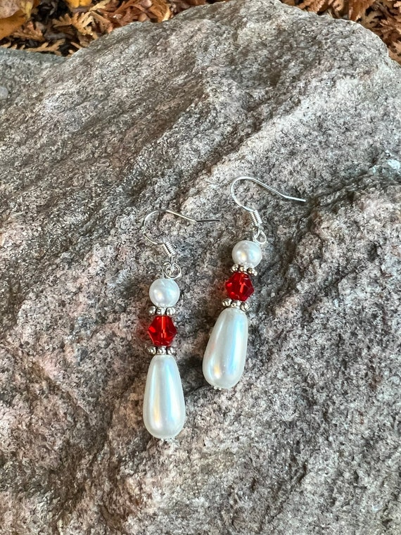 Teardrop Pearl & Red Faceted Bicone Bead Earrings