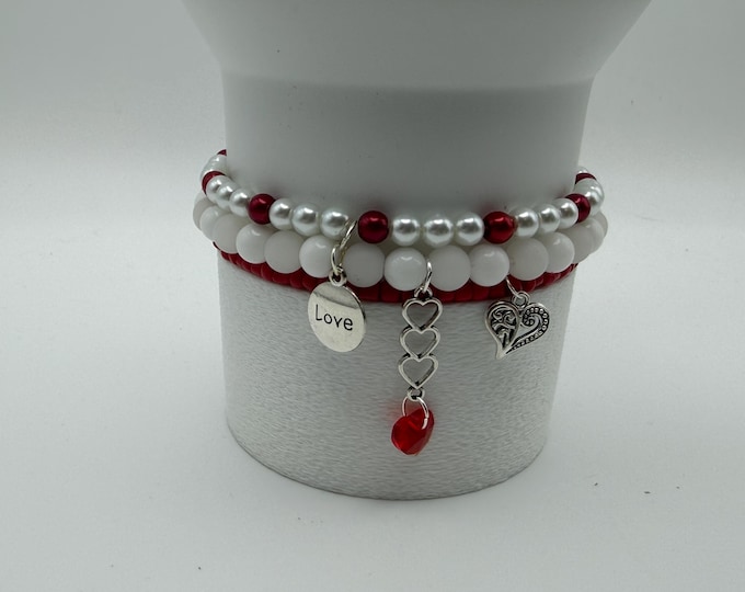 Valentine’s Day Stanley Tumbler Charm Bracelet: Festive Cup Accessories