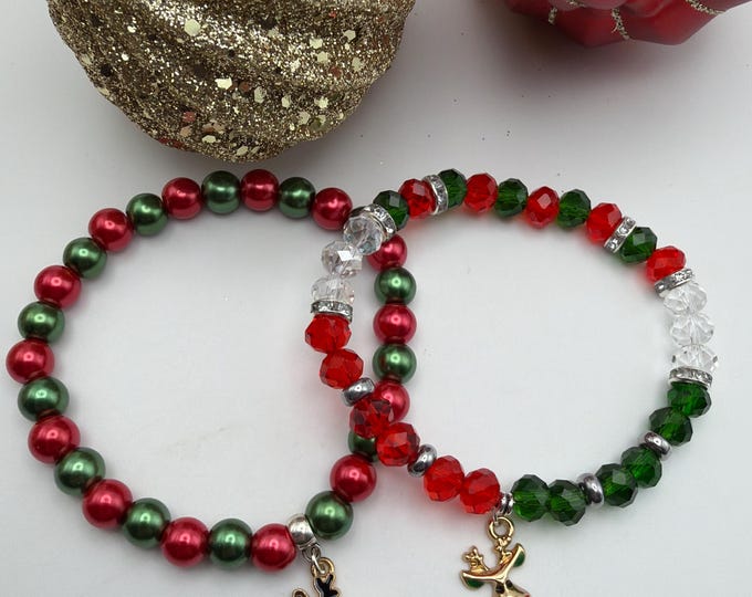 Reindeer Charm Red/Green Pearl Bead Bracelet | Pearl Bracelet | Christmas Bracelet