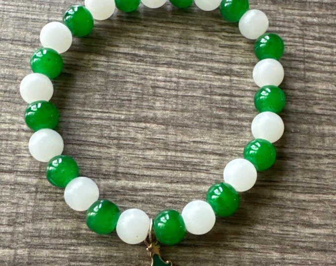 Christmas Tree White/Green Bead Charm Bead Bracelet