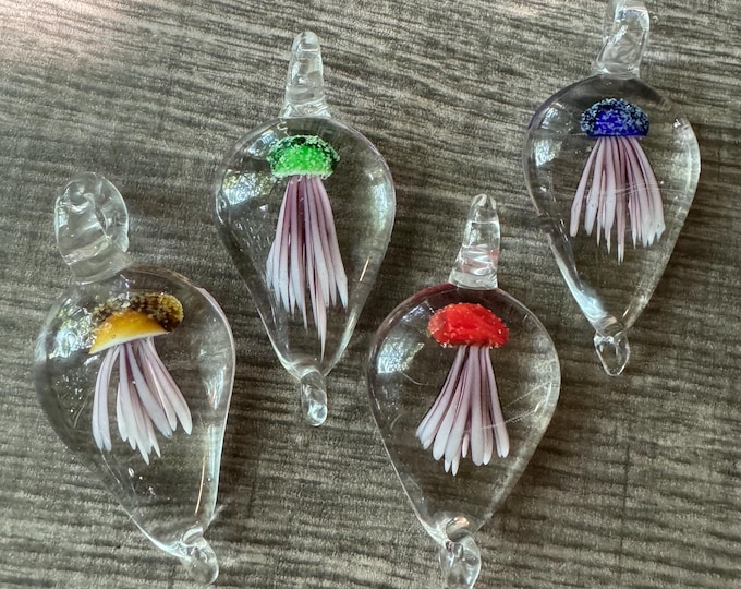 Jellyfish Pendant Necklace | Luminous Glass Jellyfish | Jellyfish Jewelry