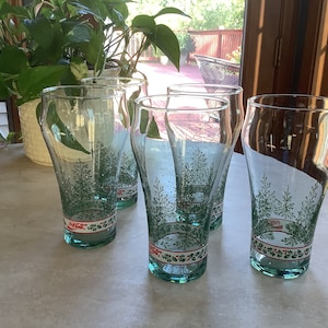 Vintage Coca Cola Christmas Glasses/Set of Five Glasses