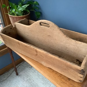 Antique Primitive Rustic Large Wooden Tool Caddy/Farmhouse Well Weathered Wooden Carrier