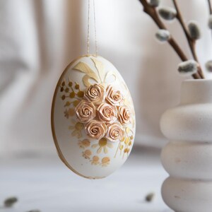 Handcrafted Rosette Easter Egg Ornament: Shabby Chic Straw Decor