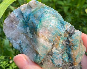 Quantum Quattro Rough Specimen Shattuckite, dioptase, malachite, chrysocholla, Quartz, cuprite | Namibia 285 grams