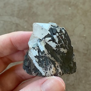 Hollandite Quartz, Star, Trapiche Hair Quartz, manganese