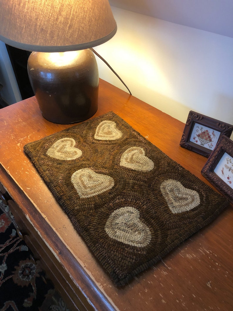 Heart Hook Rug Patterns FIELD OF HEARTS - Traditional Rug Hooking Pattern Designed by Therese ...