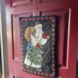 WOODLAND SANTA - Rug Hooking Pattern Designed by Therese Shick - Etsy