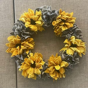 12" Proddy FLOWER WREATH KIT - 3-Dimentional - Designed by The Wool'n Gardener image 4