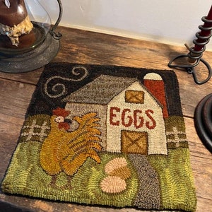 FREE RANGE FARM  (Village Tile Series) - Traditional Rug Hooking Pattern Designed by Therese Shick