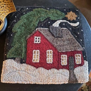 CHRISTMAS CABIN Village Tile Series Traditional Rug Hooking Pattern Designed by Therese Shick image 6