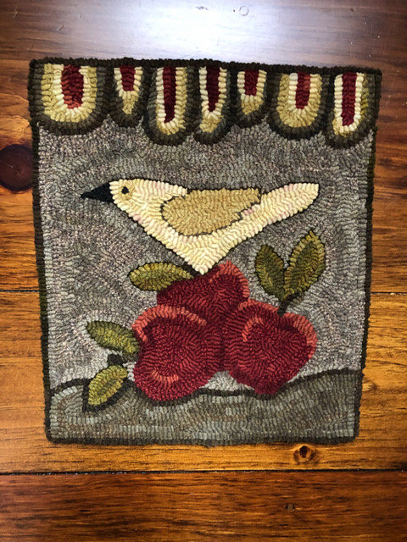 APPLES TO APPLES - Rug Hooking Pattern Designed by Therese Shick - Etsy