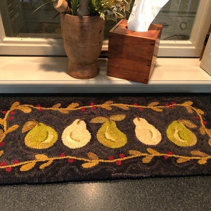 WINTER PEARS - Rug Hooking Pattern Designed by Therese Shick - Etsy