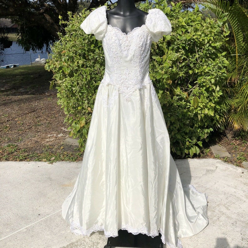 1990s Puffy Sleeve Dress