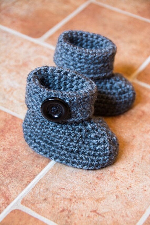 crochet cuffed baby booties