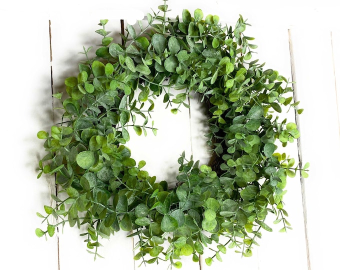 Farmhouse Eucalyptus Candle Ring Wreath, Small Accent Wreath