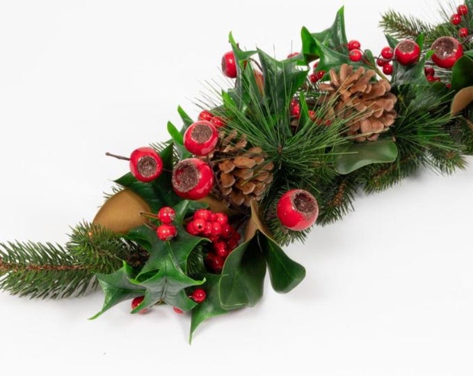 Magnolia Leaves & Red Berry Christmas Winter Greenery Garland - 58 Inch