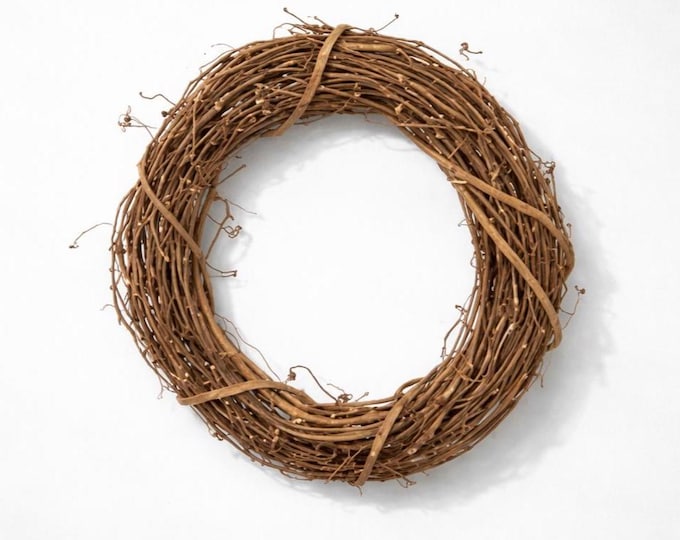 20" Round Grapevine Wreath