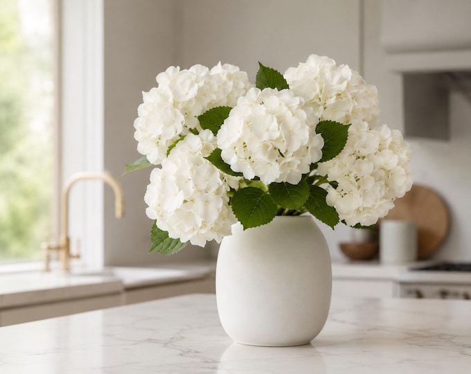 Real Touch Hydrangea - Ivory - 14"