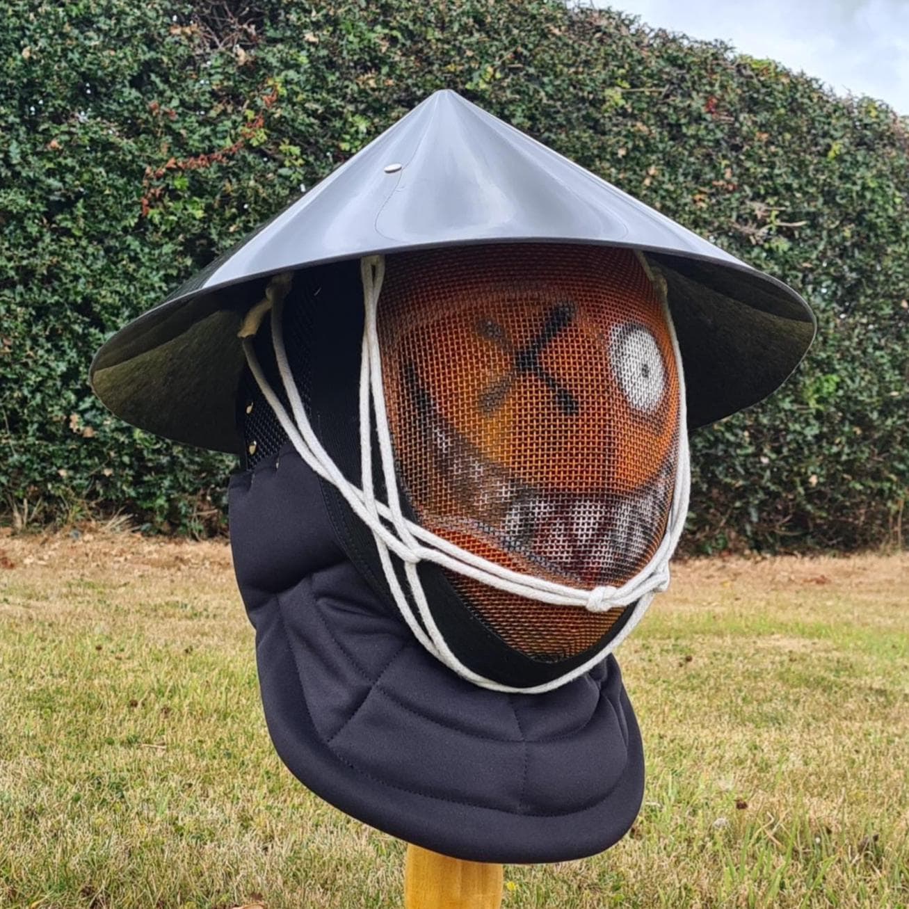 帽子 ALMOSTBLACK JINGASA HAT KREVA 2026 JINGASA HAT – ALMOSTBLACK