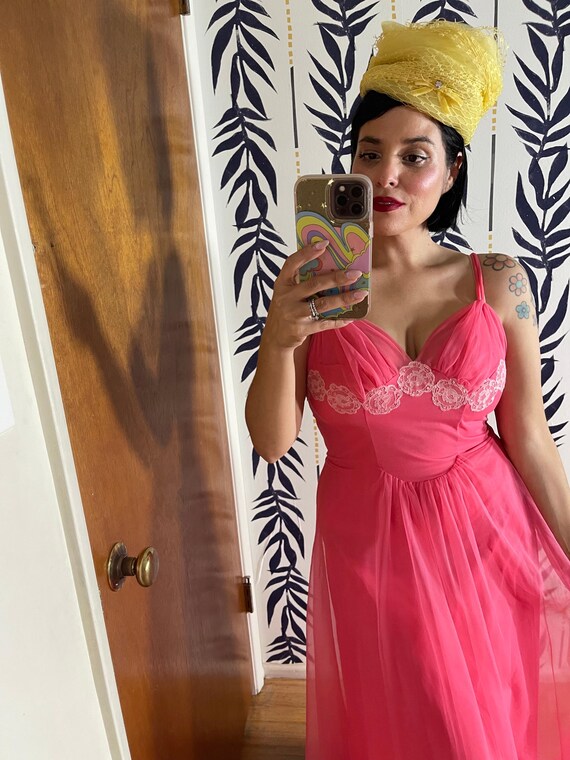 Aldenaire 50s/60s Pillow Box Mesh Net Yellow Hat - image 3