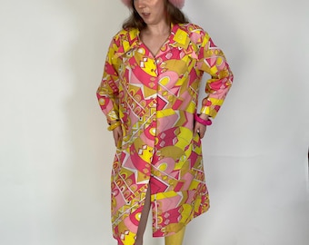Vintage 60s "Model's Coat" Pucci Vibes Duster - Fits Most Sizes
